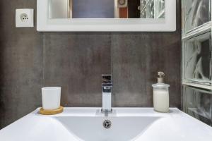Appartements Sainte Helene - Furnished apartment - Downtown Lyon : photos des chambres