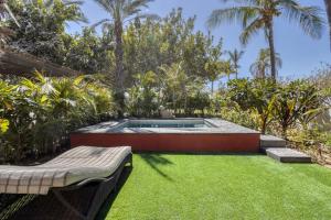 Hacienda Tropical - Oasis of History and Nature