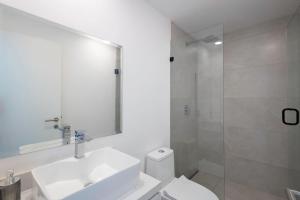 3 BD Penthouse Jacuzzi BBQ Near Medano Beach