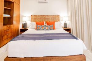 3BR Condo Partial Sea View shared Pool and Jacuzzi