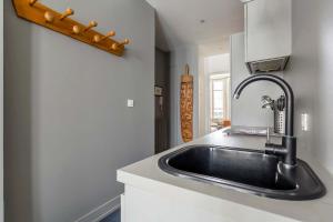 Appartements Curiosite - Furnished apartment - Downtown Lyon : photos des chambres