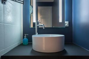 Appartements Curiosite - Furnished apartment - Downtown Lyon : photos des chambres