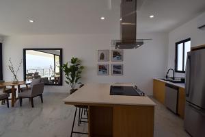 Luxury 2 Bed heart of Cabo OView Pedregal 802