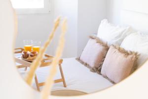 Apartamento con terraza y piscina junto a la playa