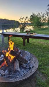 Safari tent Älven, mini-camping Nästorp broa