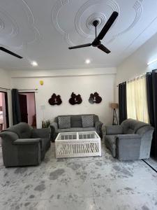 Silver Oaks Dalanwala by Jabula Getaways