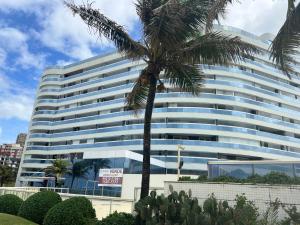 Charmoso Apartamento a beira mar
