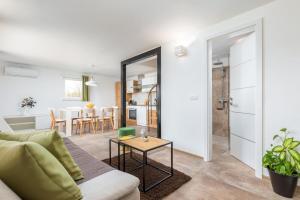 Holiday Home Dory with Private Pool and Garden