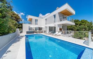 Awesome Home In Blato With Sauna