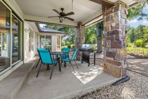 Bogey Abode-ON Golf Course- Half mi to Bike Trail