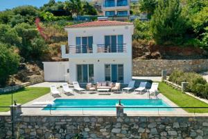 Beis Seaview Villa