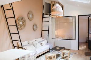 Charming house in Montreuil with terrace