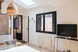 Maisons de vacances Charming house in Montreuil with terrace : photos des chambres