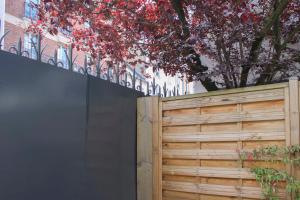Maisons de vacances Charming house in Montreuil with terrace : photos des chambres