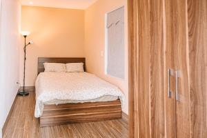 Yuzu Home To Ngoc Van - Balcony View