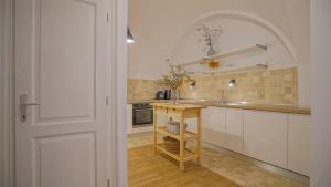 Central Luxury Garden Apartment Brasov