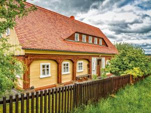 Holiday home Wiesenhäusel