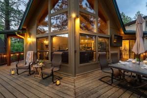 Cozy Pines Cabin in Munds Park