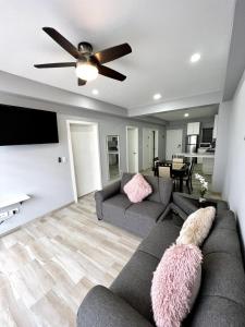 Condo ocean view one block Papas&beer Rosarito 1