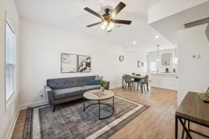 Arte Luxury townhomes K3 I Comfy 2 Bed 25 Bath