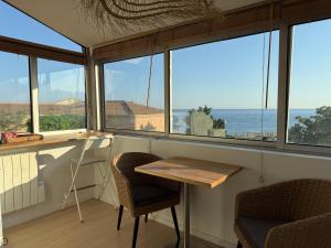 Appartements Superbe Vue Mer 50m de la plage : photos des chambres