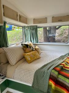 Castlemaine Castlemaine Gardens Vintage 60's Caravan Single Room suite