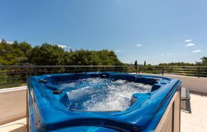 4 Bedroom Gorgeous Apartment In Korlat