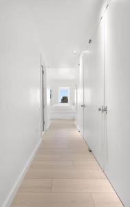 Manhattan Exclusive Apartment Midtown NYC Luxury Penthouse Sleeps 8