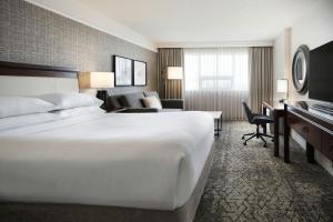Sheraton Cavalier Calgary Hotel