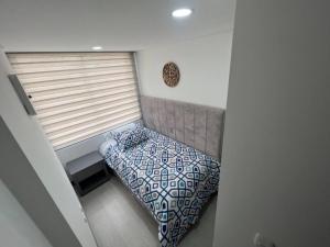 Apartaestudio amoblado, Edificio avanzzare T1 604