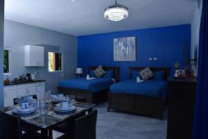 LS Stonethrow - Sapphire Deluxe