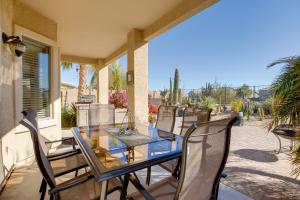 Sunny San Tan Valley Home with Grill on Golf Course!