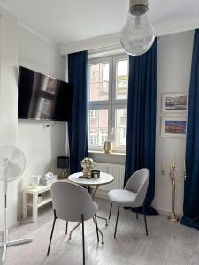 Cloud 9 King Size Bed-Old Town View Apartment Gdańsk