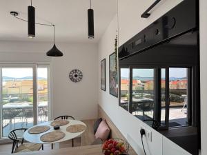 Family Apartment with Breathtaking Sea & Island Views