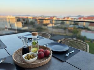 Family Apartment with Breathtaking Sea & Island Views