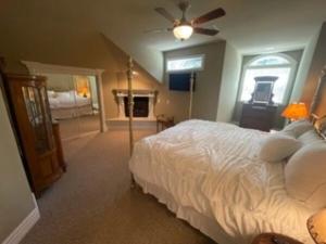 Embrace the Fore Seasons in Pinetop!