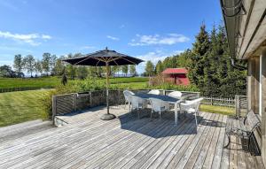 Amazing Home In Motala With Wifi