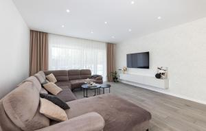 Lovely Home In Imotski 