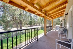 Modern Show Low Home with BBQ and Fire Pit!