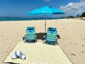 Cozy 1BR with Great Ocean Views - 3 Mins to Waikiki Beach!