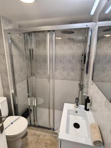 Seaview Friendly Holiday Home 5