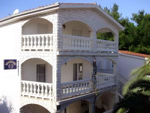 Apartment Rogoznica 2