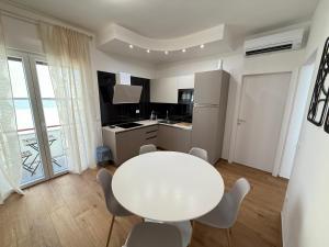 Villa Strozzi - Modern Apartament
