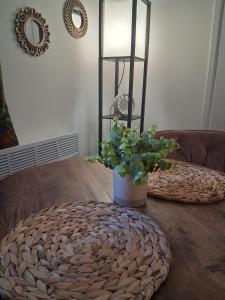 Crown House Studio Apartment