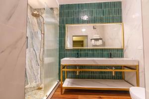 Travellers Beach Resort