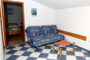 One-Bedroom Apartment with Terrace and Sea View room in Apartments by the sea Sucuraj Hvar - 3589