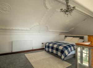 Double story Suite in Rochdale