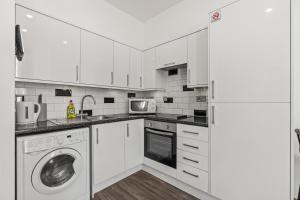 Cardiff Spa Escape - Sleeps 5