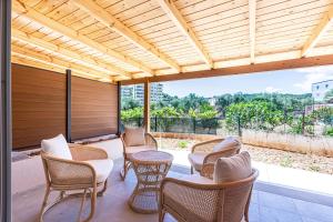 AMAS Duplex 5 - Parking, Kitchen, Central