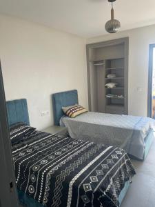 Modern Pool-View Luxury Flat